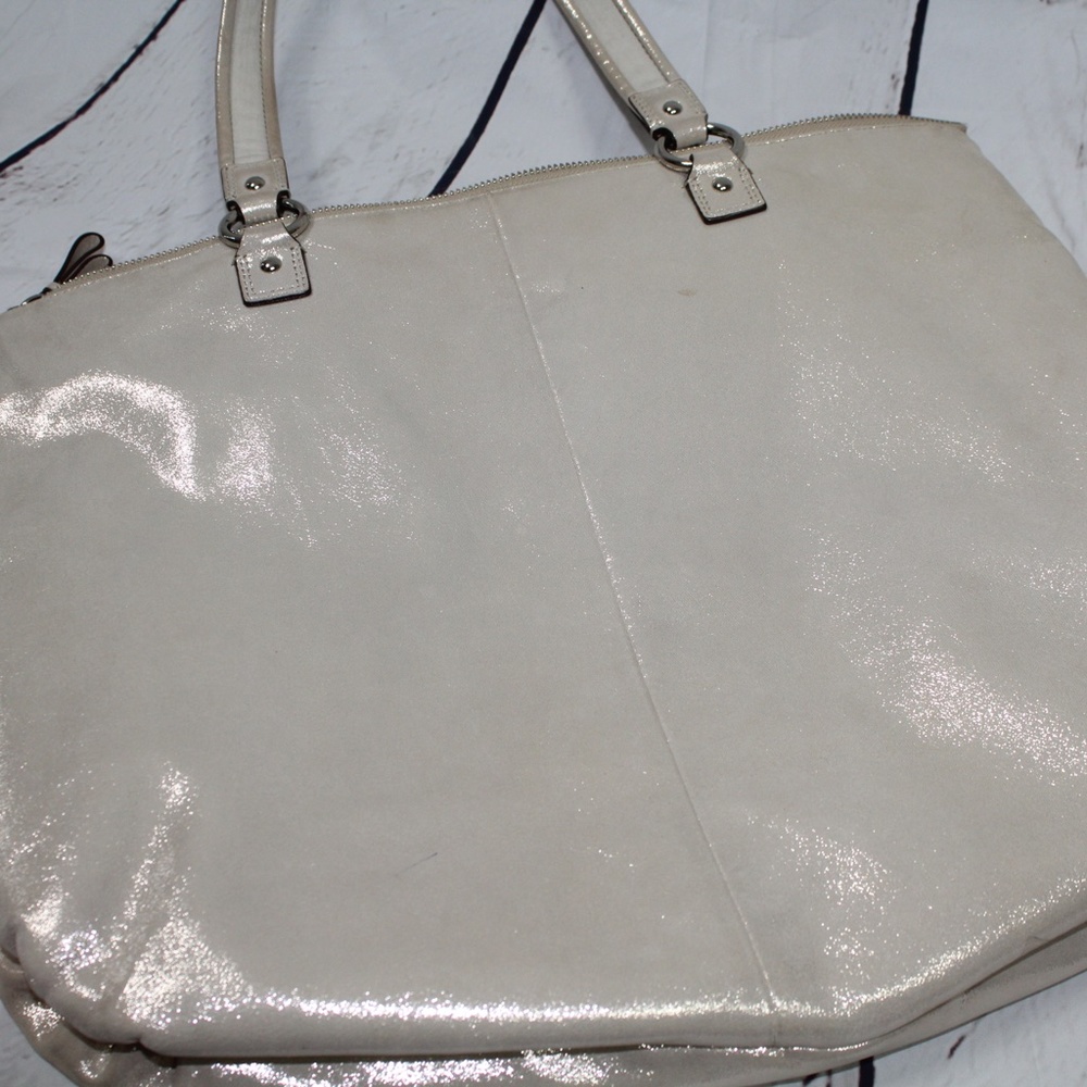 Coach Poppy Glitter Glam Daisy Tote - Picture 8 of 9